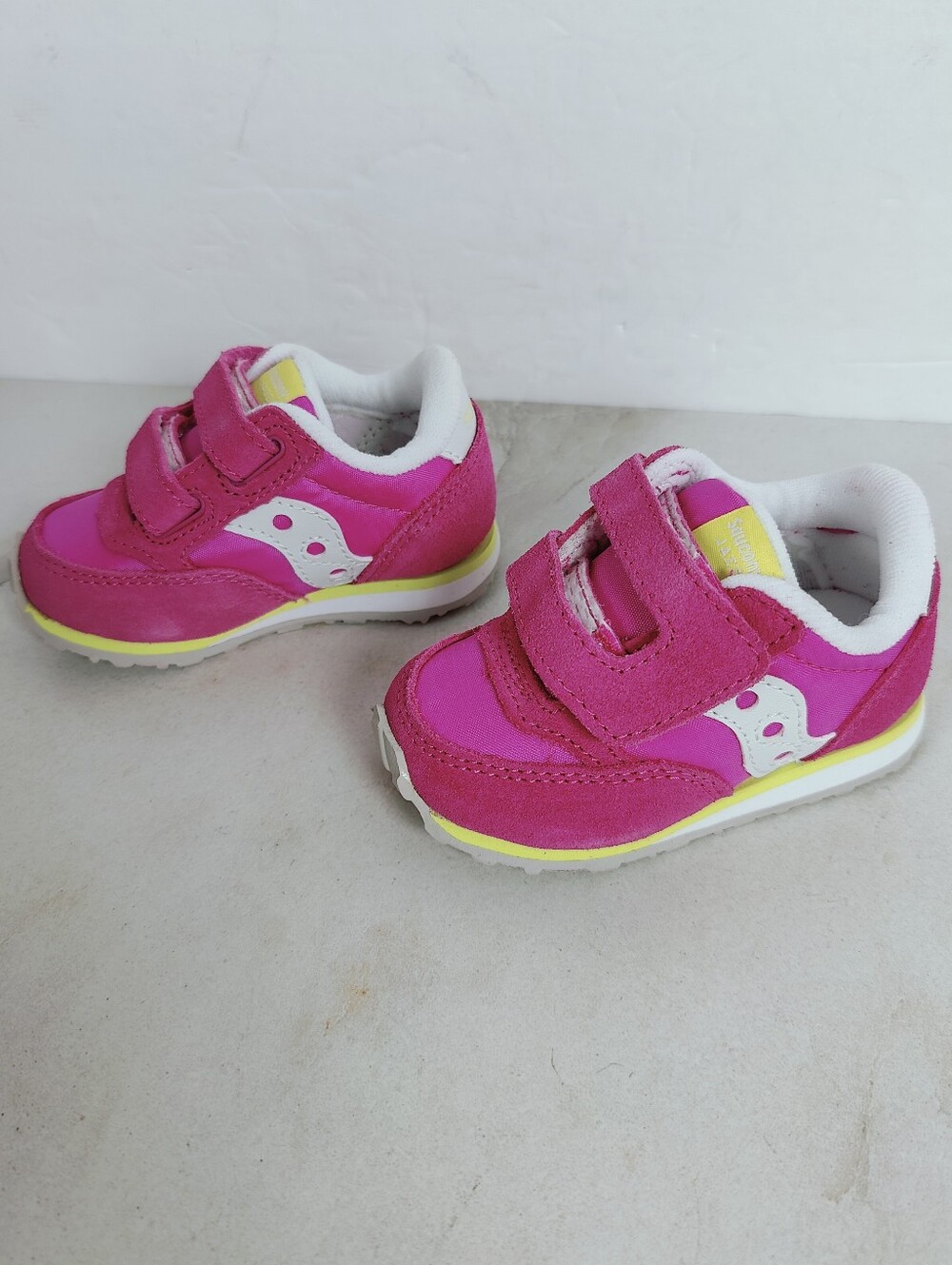 NIB Saucony Baby Jazz Hook & Loop Pink Lime Sneakers, Sz 4